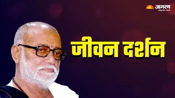 मोरारी बापू (प्रसिद्ध कथावाचक)। इन जगहों पर बिल्कुल भी न करें क्रोध