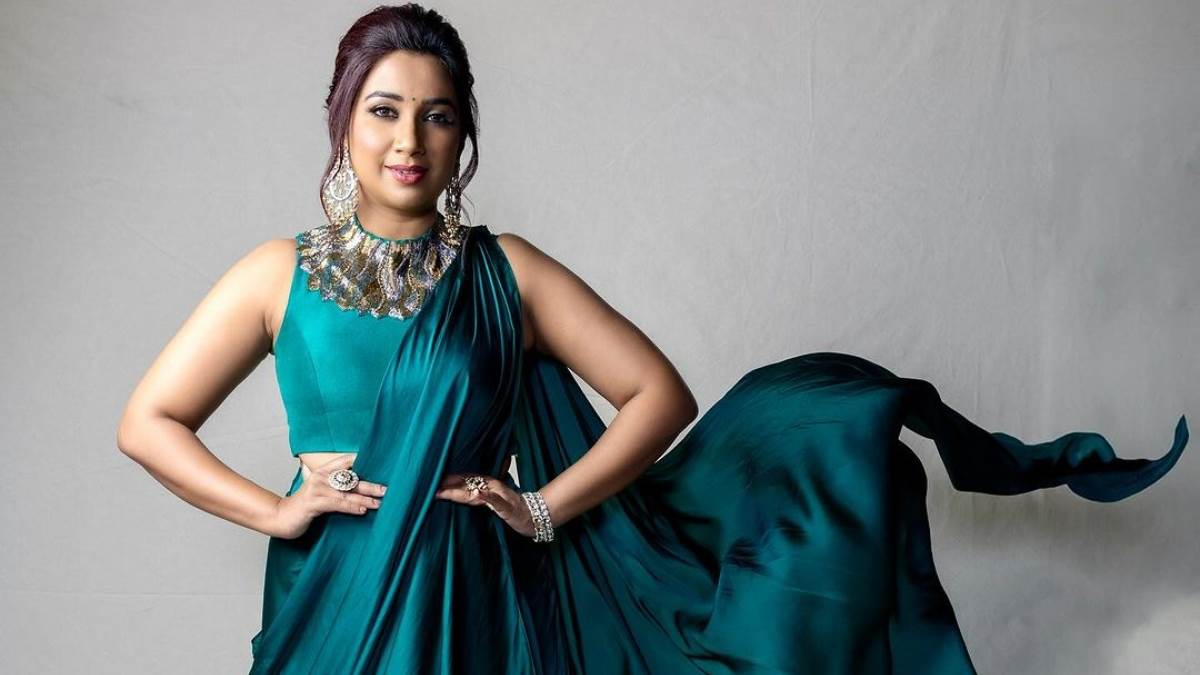 https://www.jagranimages.com/images/newimg/11032024/11_03_2024-shreya_ghoshal_23672617.jpg