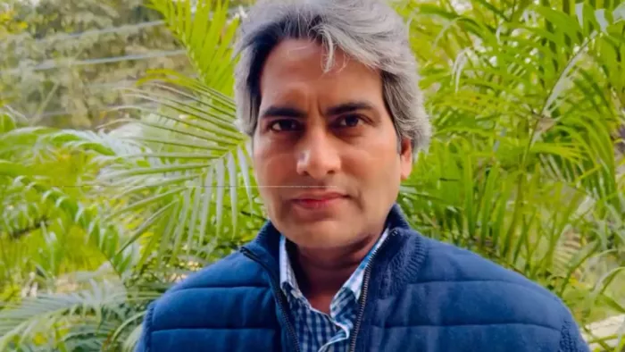 टीवी एंकर सुधीर चौधरी की गिरफ्तारी पर सुप्रीम कोर्ट ने लगाई रोक। (फोटो, एक्स)