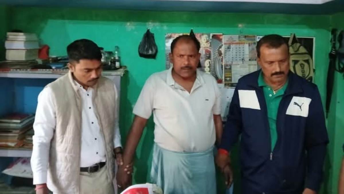 bihar police officer arrested for bribery vigilance bureau action