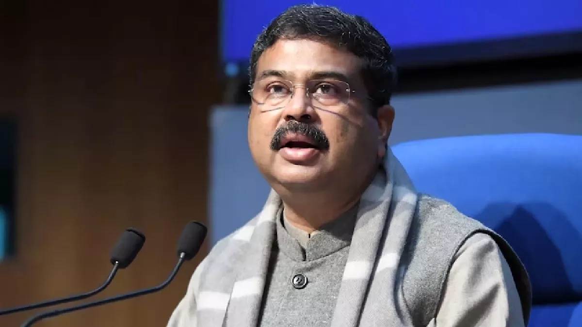 https://www.jagranimages.com/images/newimg/11032025/11_03_2025-dharmendra_pradhan_23898700.jpg