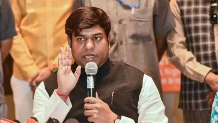 60 सीटों पर चुनाव लड़ेगी मुकेश सहनी की पार्टी, VIP ने 38 जिलों को 8 जोन में बांटा