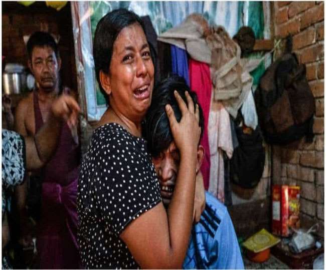 म्यांमार में फिर बहा मासूमों का सड़क पर खून