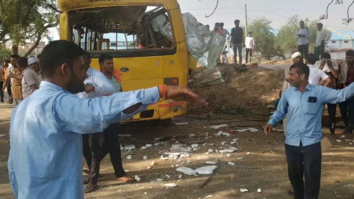 Mahendragarh School Bus Accident: शराबी होने के बात जानते हुए भी प्रबंधन ने सौंप दी बस की चाबी