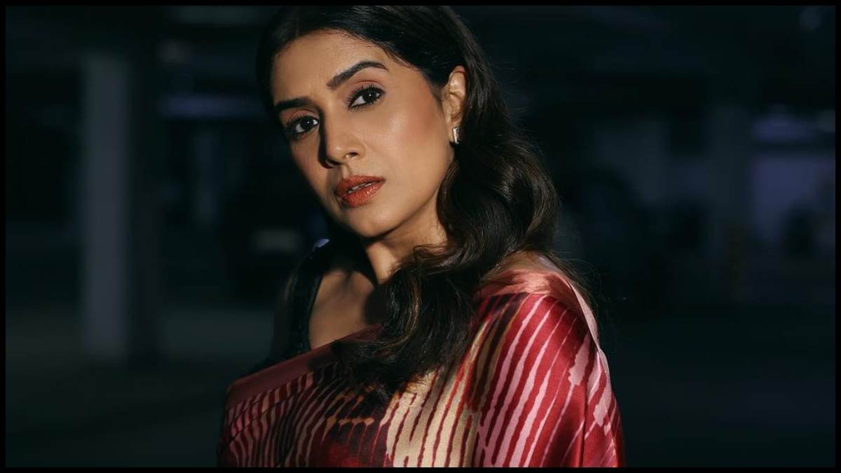 https://www.jagranimages.com/images/newimg/11042024/11_04_2024-sonali_kulkarni_on_industry_friendship__23694705.jpg