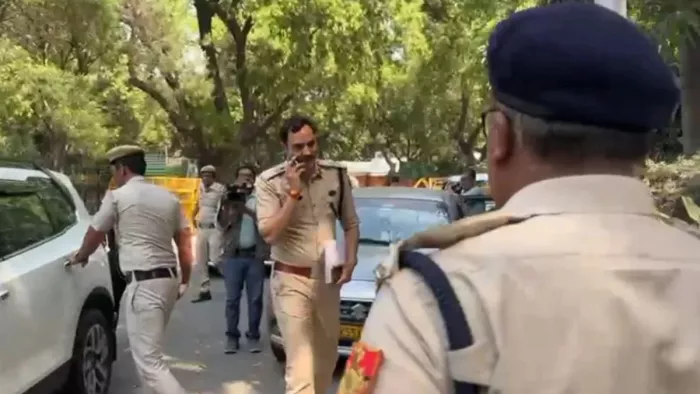 दिल्ली में एक प्रॉपर्टी डीलर की गोली मारकर हत्या कर दी गई। फाइल फोटो