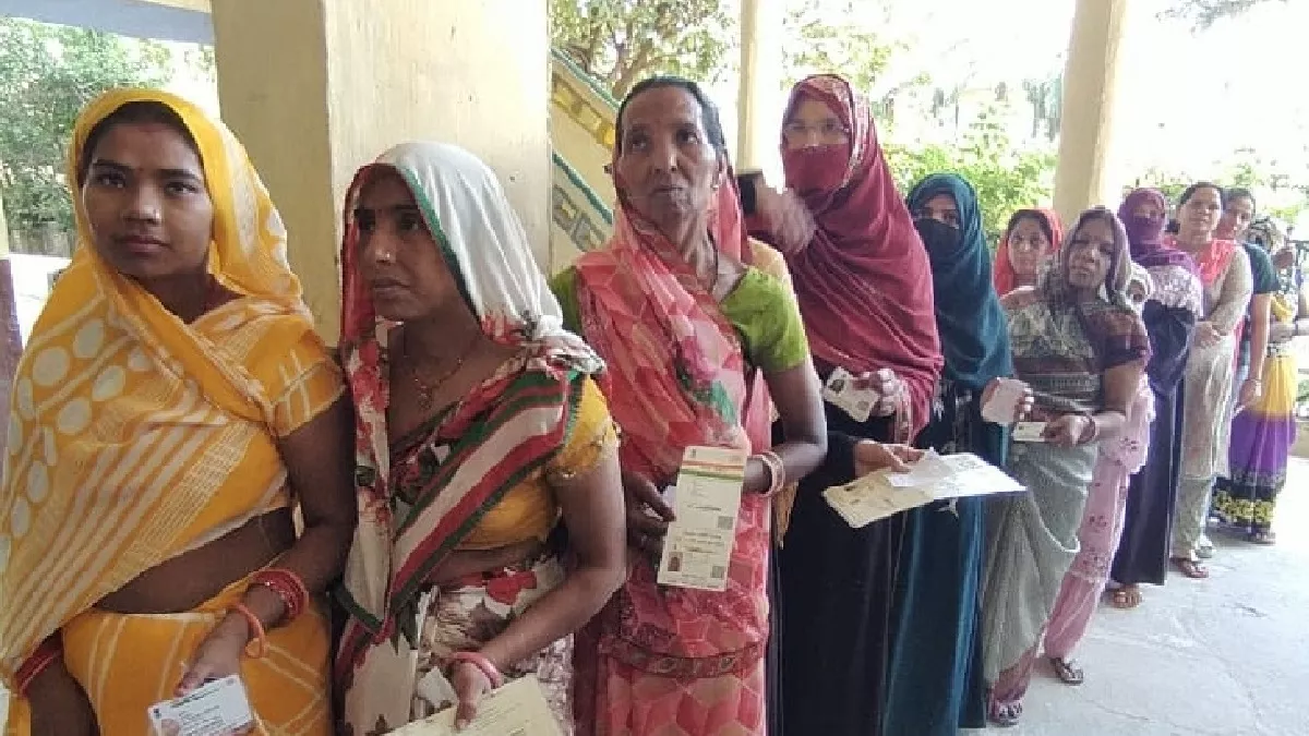 Etawah Chunav: इटावा में छह निकाय सीटों पर 11 घंटों में 53.76 प्रतिशत हुआ मतदान, पिछली बार से ज्यादा अंतर नहीं