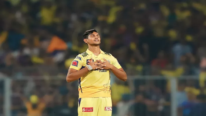 डेथ ओवर्स में गेंदबाजी के लिए बेस्ट ऑप्शन बेबी मलिंगा