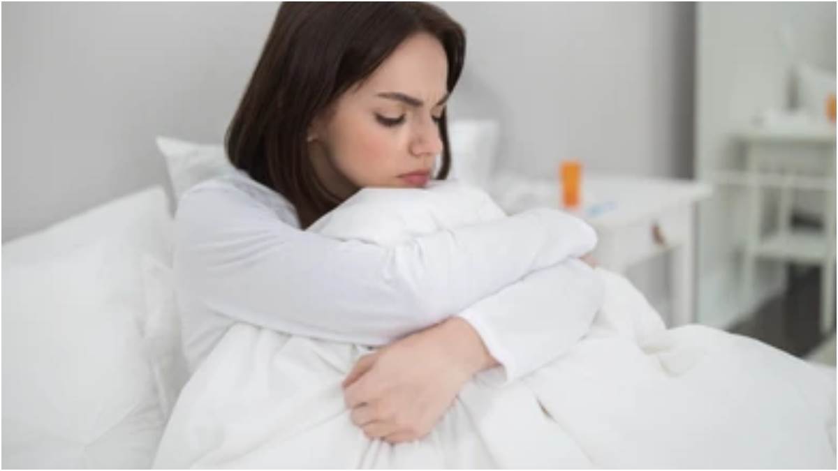 Periods Fever Tips पीरियड्स के दौरान हो जाता बुखार, तो ऐसे रखें अपना