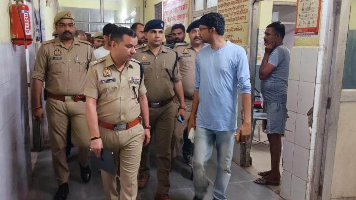 encounter of three miscreants in pratapgarh who were planning robbery guns and two bikes recovered