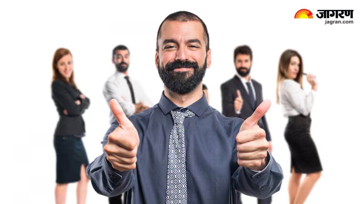 https://www.jagranimages.com/images/newimg/11052025/11_05_2025-habits_to_avoid_for_success_23935788.jpg