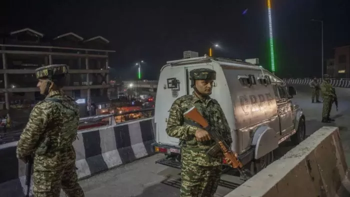 India Pakistan Tension: तनाव के बीच दून से रक्षा विज्ञानी मोर्चों के लिए रवाना. File