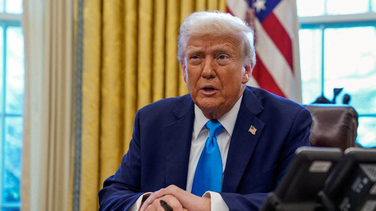 https://www.jagranimages.com/images/newimg/11052025/11_05_2025-trump_kashmir_23935752.jpg
