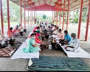 पर्यावरण संरक्षण का आह्वान..हवन-यज्ञ में दी आहुतियां