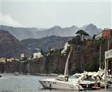 सिक्किम की राजधानी गंगटोक खूबसूरत और आकर्षक हिल स्टेशन के लिए पॉपुलर है।