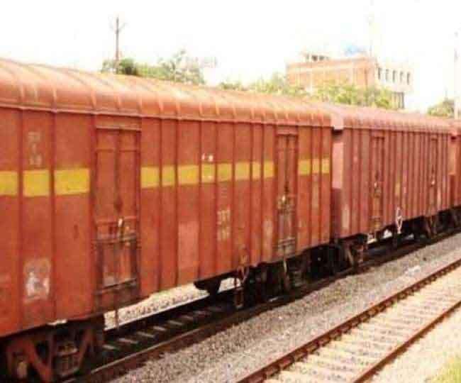 पंजाब से मालगाड़ियों में भरकर बाहर जाता अनाज। सांकेतिक फोटो