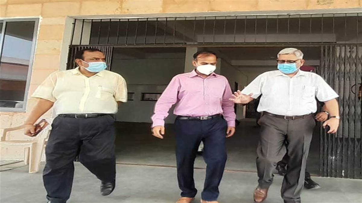 https://www.jagranimages.com/images/newimg/11062022/11_06_2022-aiims_director_22794315.jpg