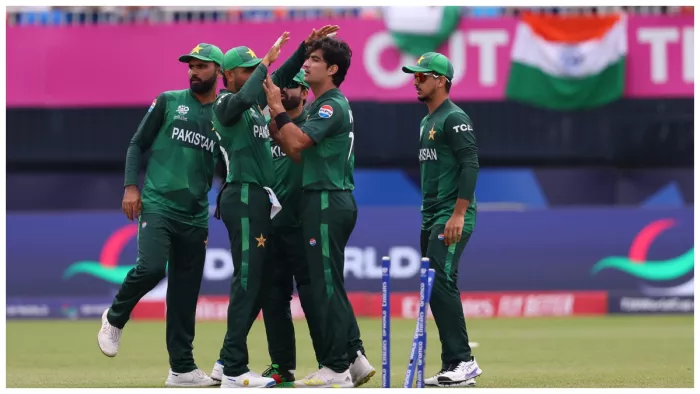 कनाडा से टकराने के लिए तैयार पाकिस्तान टीम। इमेज- PCB
