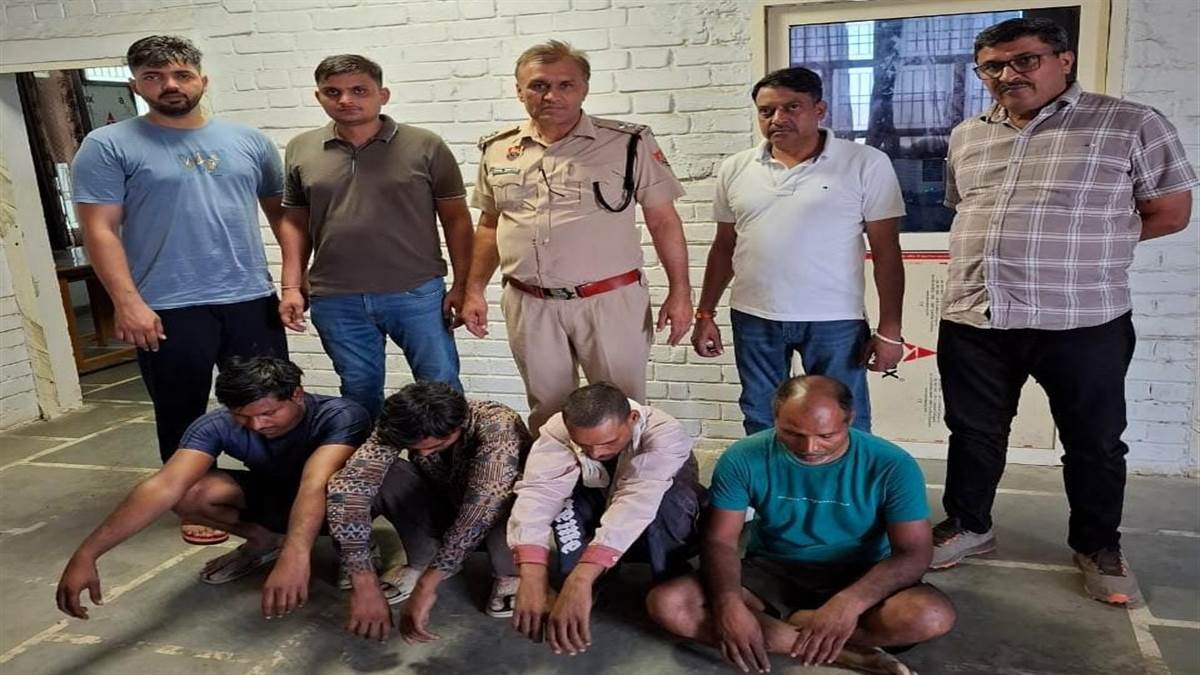 ncr sonipat news 4 arrested for lpg theft at murthal dhabha