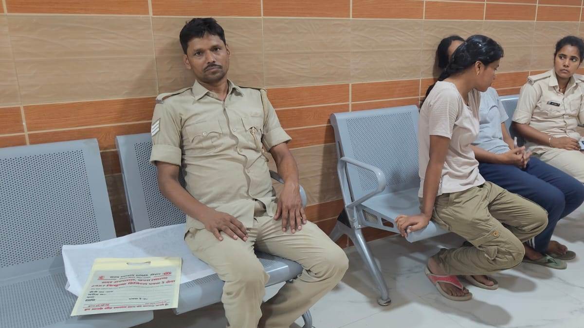 https://www.jagranimages.com/images/newimg/11062025/11_06_2025-chhapra_23961003.jpg