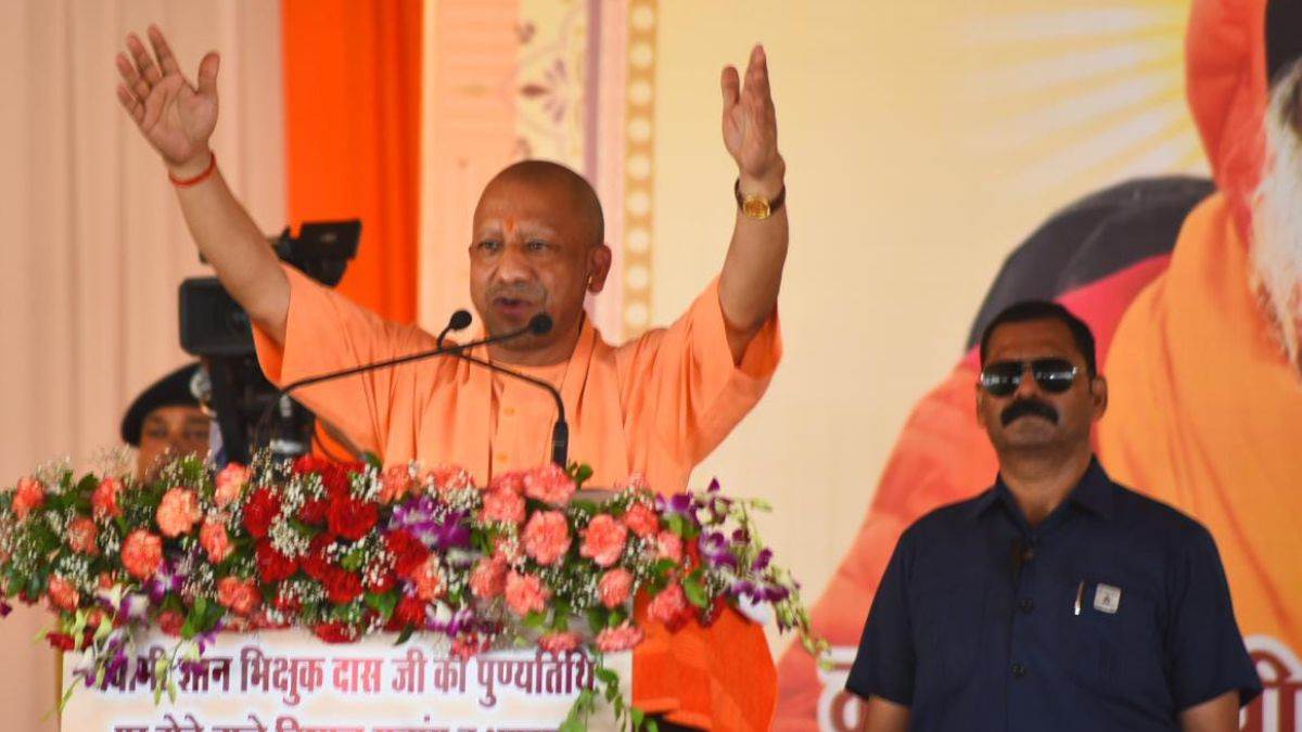 https://www.jagranimages.com/images/newimg/11062025/11_06_2025-cm_in_muzaffarnagar_23961090.jpg