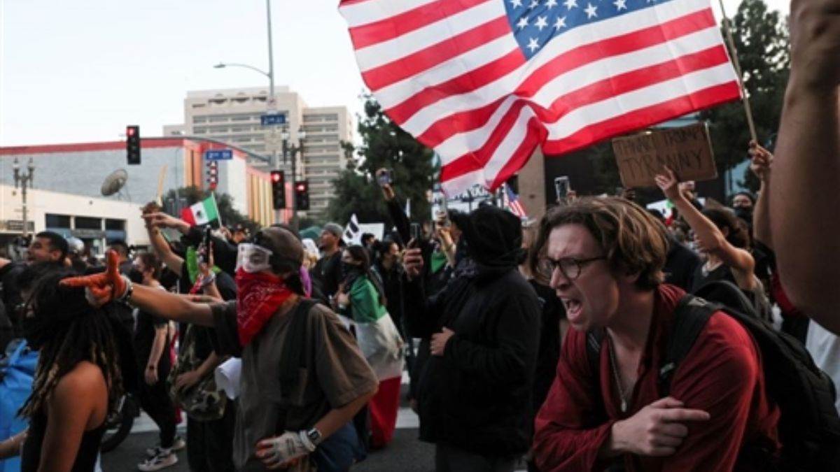 https://www.jagranimages.com/images/newimg/11062025/11_06_2025-los_angeles_protest_23961322.jpg