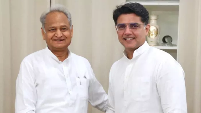 राजेश पायलट की 25वीं पुण्यतिथि के अवसर पर आयोजित कार्यक्रम में पहुंचे थे सचिन और गहलोत (फोटो: @SachinPilot)