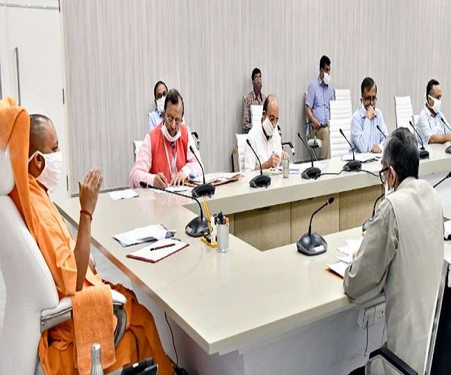 Fight Against Corona in UP CM Yogi Adityanath directs for test of suspects  on priority