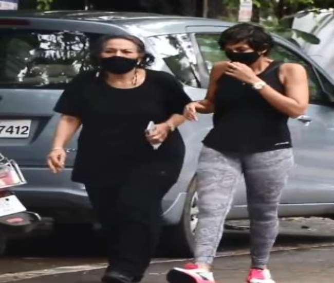 Mandira Bedi was spotted outside house with her mother first time after death of husband Raj Kaushal.