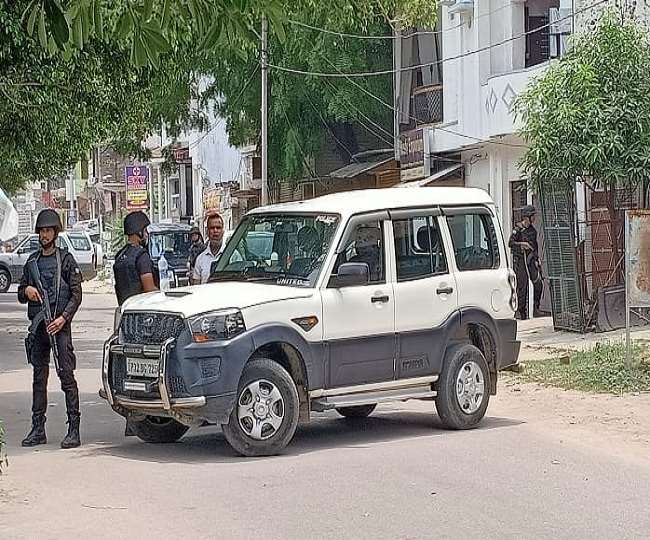 लखनऊ में UP एटीएस ने काकोरी में घर को घेरा, अलकायदा से जुड़े दो आतंकियों को पकड़ा