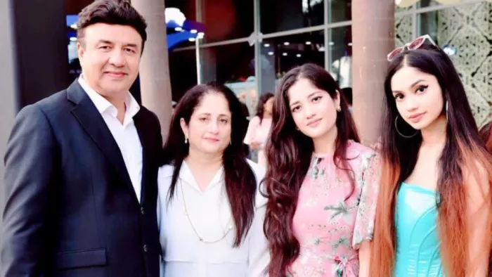 Anu Malik With his wife Anju Malik and daughters, Instagram