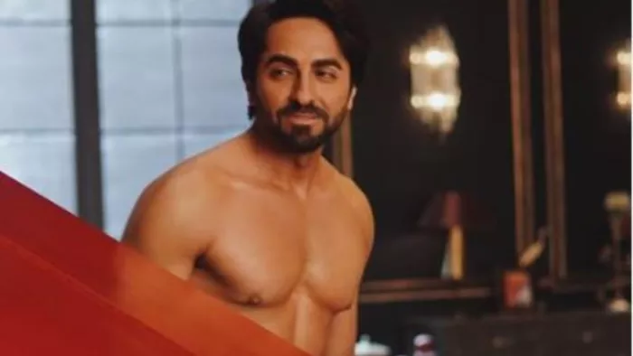 Ayushmann Khurrana in towel picture goes viral on social media users remember ranbir kapoor Saawariya look. Photo Credit- Instagram