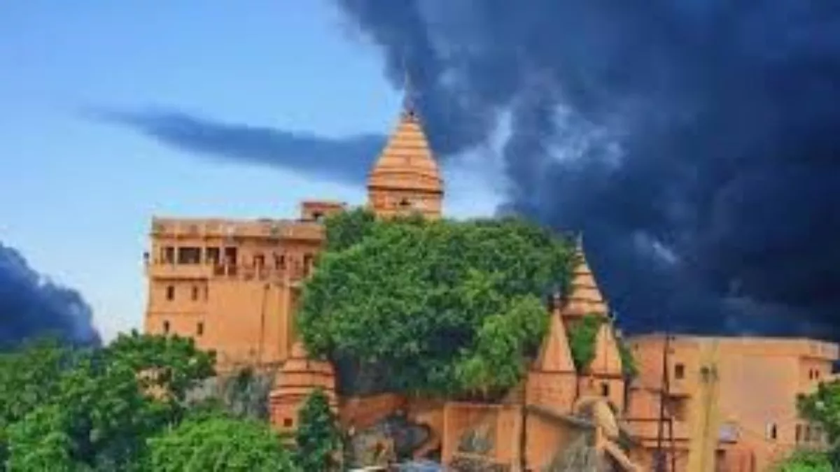 Sawan 2024: ये है बाबा भोलेनाथ का विश्वप्रसिद्ध मंदिर, त्रिशूल के अलौकिक दर्शन से पूरी होती है हर मनोकामना!