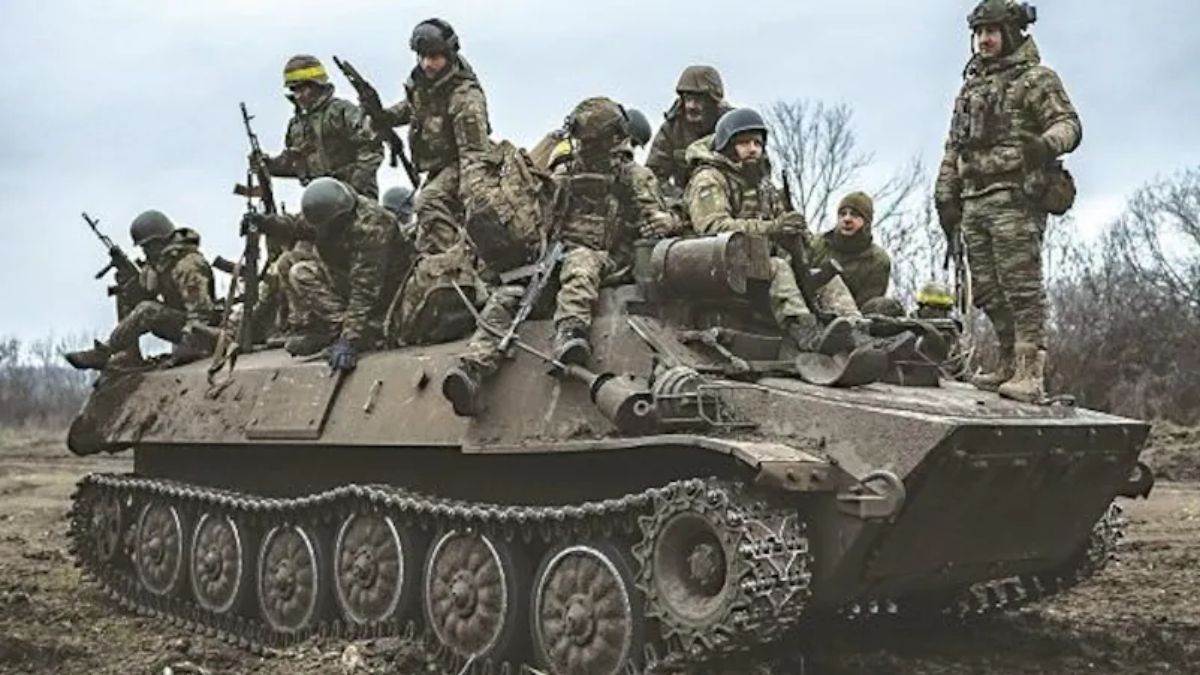https://www.jagranimages.com/images/newimg/11072024/11_07_2024-russian_army_23756346.jpg