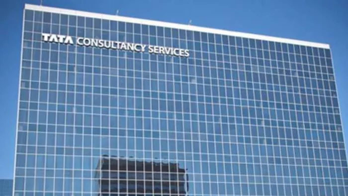 TCS को वित्त वर्ष 2024 की पहली तिमाही में बंपर कमाई हुई है।