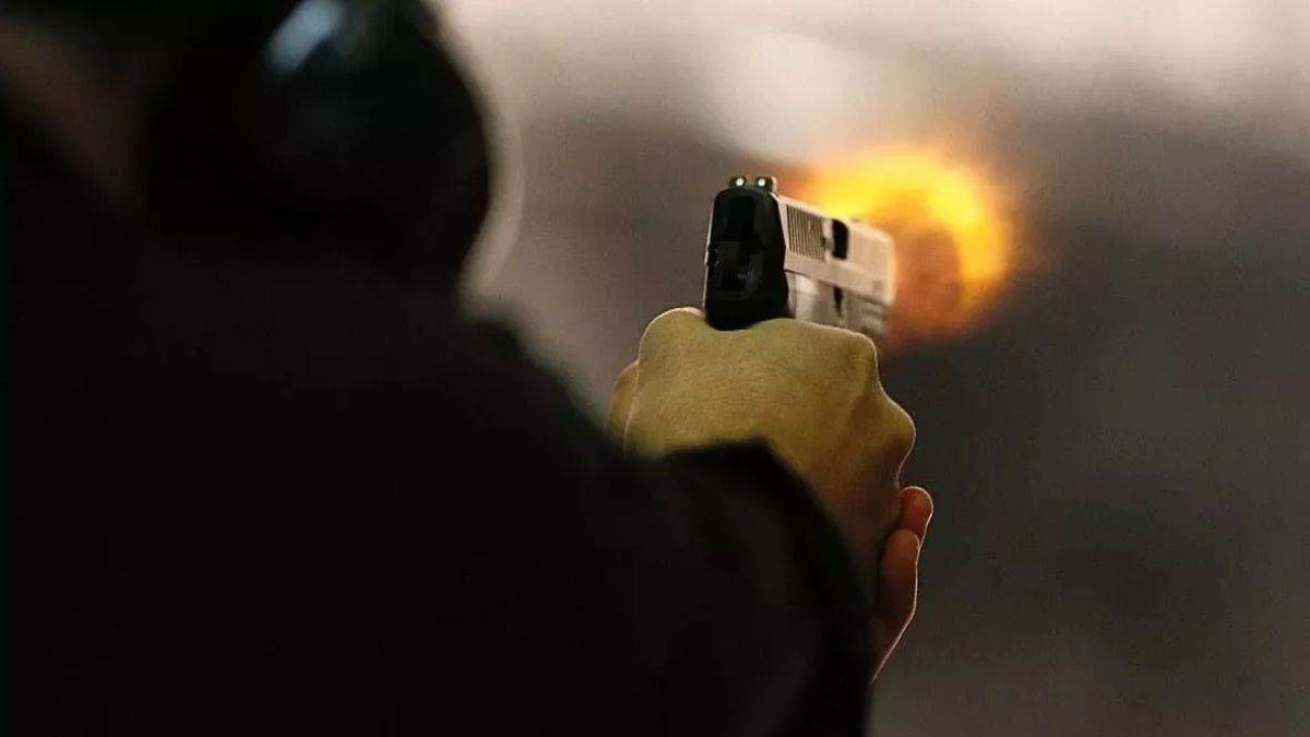 https://www.jagranimages.com/images/newimg/11072025/11_07_2025-firing_2_23981070.jpg