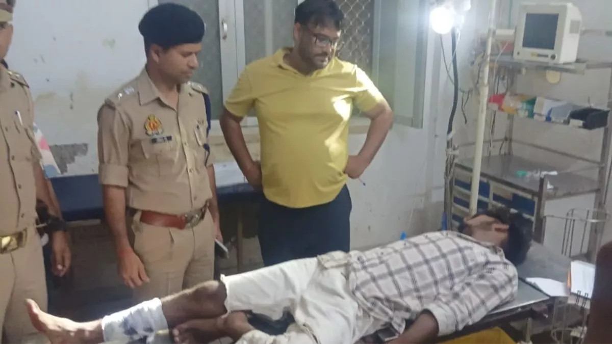 Deoria News: लूट की घटना को अंजाम देने आए चेन स्नेचर पुलिस मुठभेड़ में घायल, दो गिरफ्तार