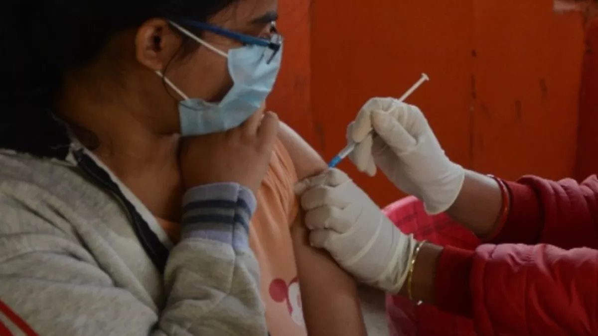 UP Coronavirus News Update: प्रदेश में कोरोना के 1029 नये केस म‍िले, 63,137 सैम्पल की हुई जांच