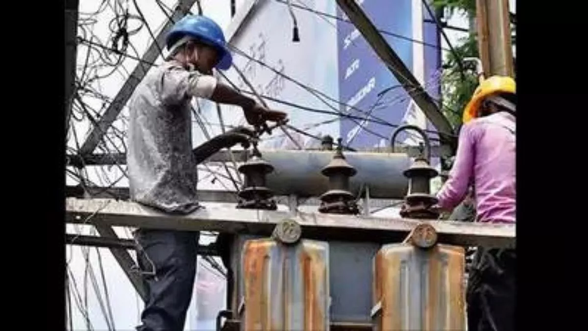 Jharkhand News: बिजली कर्मचारियों की नौकरी होगी स्थाई, सूची बनाने का आदेश, जानिए किसे मिलेगा लाभ