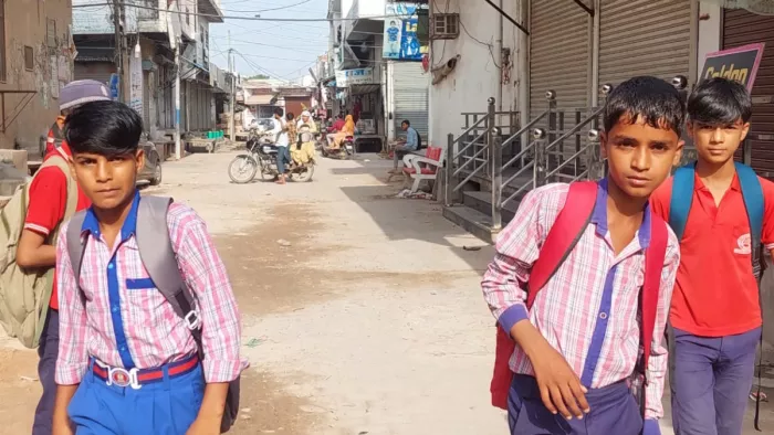 हिंसा के 10 दिन बाद खुले सभी स्कूल कॉलेज, धारा 144 लागू रहेगी।