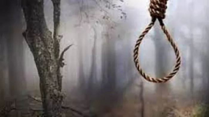 Bodh Gaya Monk Suicide Case: बोधगया में पेड़ से लटका मिला बौद्ध भिक्षु का शव।