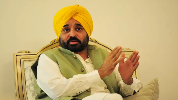 Punjab News: बीजेपी नेता सुभाष शर्मा ने सीएम भगवंत मान पर साधा निशाना।