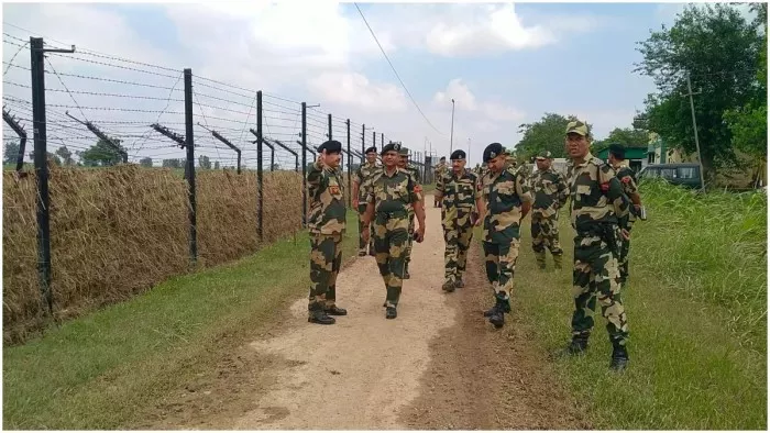 पकड़े गए लोगों को आगे की कार्रवाई के लिए राज्य पुलिस को सौंपा जाएगा। (File Image)