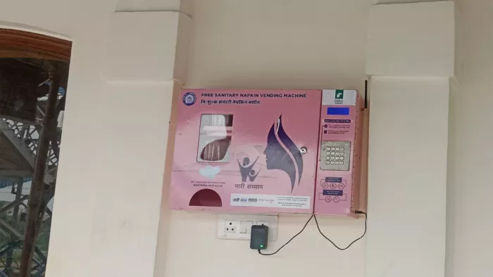 Sanitary Pads: रेलवे स्टेशन पर महिलाों को फ्री मिलेगा सेनेटरी पैड।