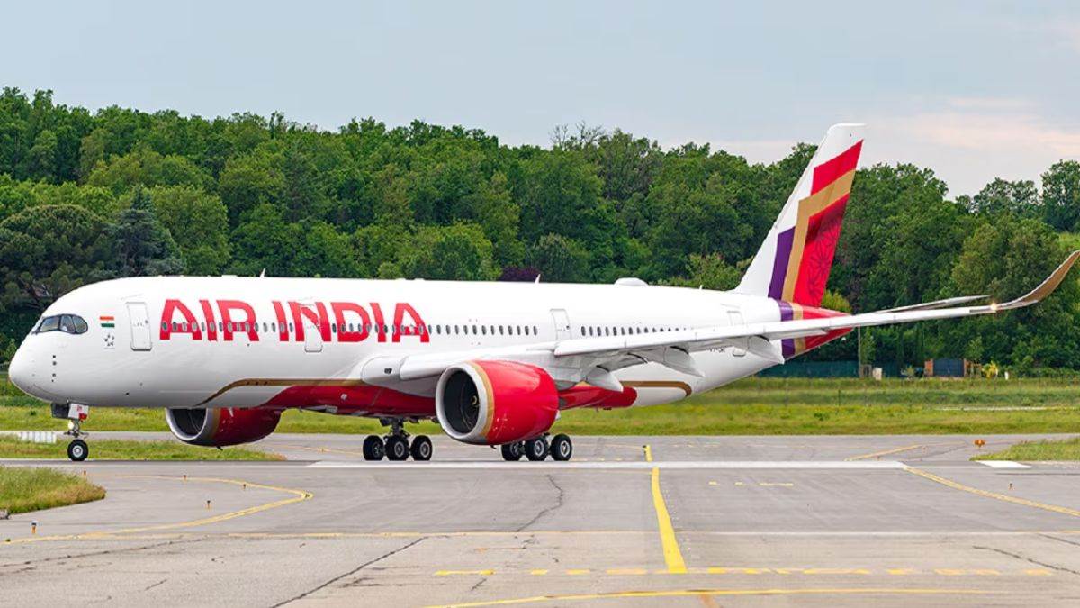 https://www.jagranimages.com/images/newimg/11082025/11_08_2025-air_india__1_24009542.jpg