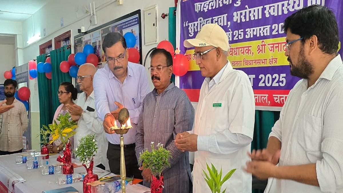 https://www.jagranimages.com/images/newimg/11082025/11_08_2025-chatra_mla_24009942.jpg