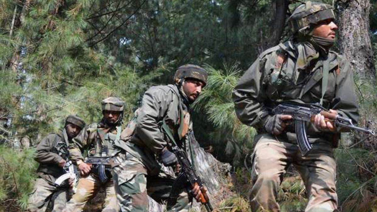hizbul terrorists surrounded in the forests of kishtwar encounter with security forces continues