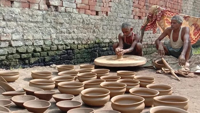 हरियाणा सरकार ने कुम्हारों को दिया तोहफा, पंचायती जमीन पर बर्तन बनाने की मिली अनुमति - Jagran