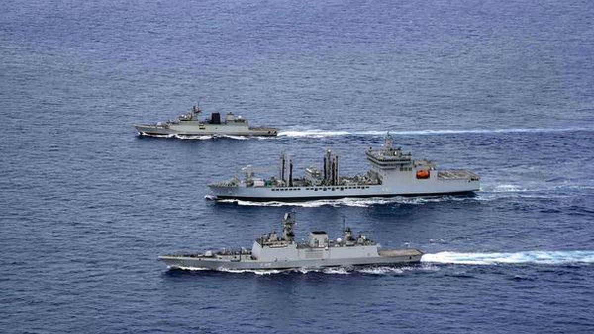 https://www.jagranimages.com/images/newimg/11082025/11_08_2025-india_pakistan_navy_exercise_24009469.jpg