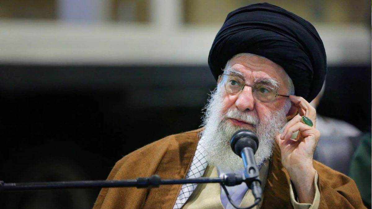 https://www.jagranimages.com/images/newimg/11082025/11_08_2025-iran_24009490_51726280.jpg
